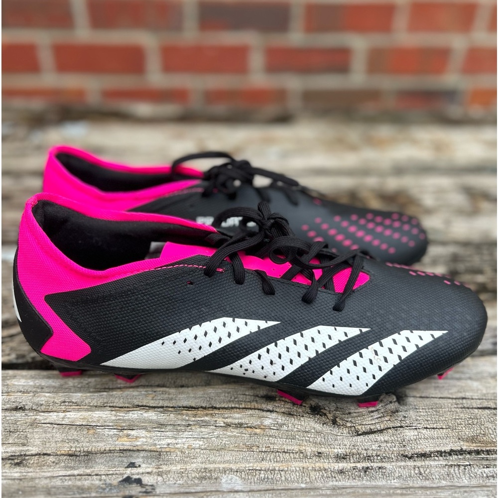 NWOB Adidas Predator Accuracy .3 FG Unisex Soccer Cleats Pink Black 11.5 (Men) - Picture 3 of 9